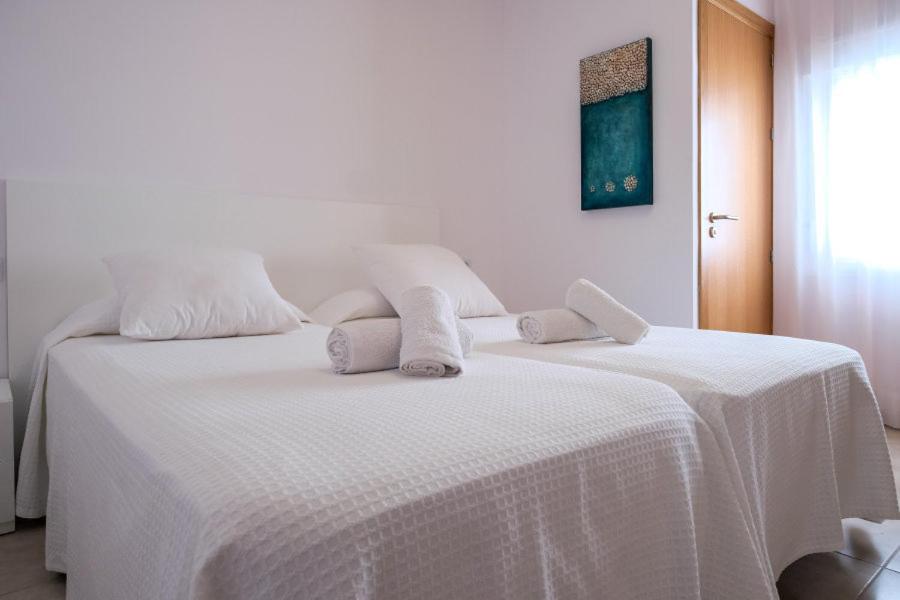 Sal Mar Suites Santa Eularia des Riu Exterior foto